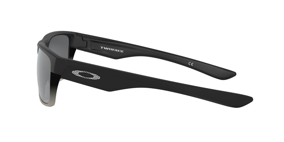 OO 9256 Oakley Twoface (A) Matte Black /  Prizm Black 60 / Plastic / Plastic