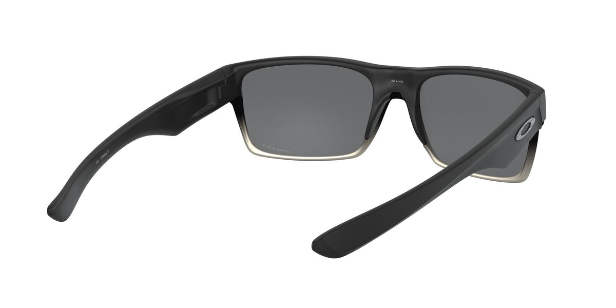 OO 9256 Oakley Twoface (A) Matte Black /  Prizm Black 60 / Plastic / Plastic