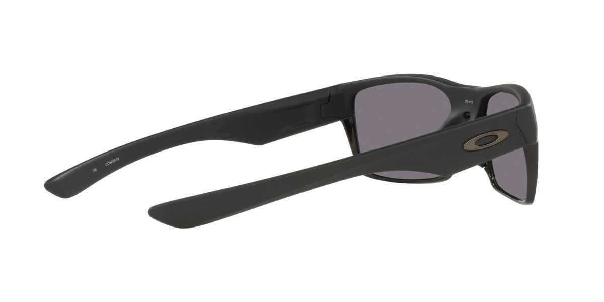 OO 9256 Oakley Twoface (A) Matte Black / Prizm Grey Polarised 60 60 / Plastic / Plastic