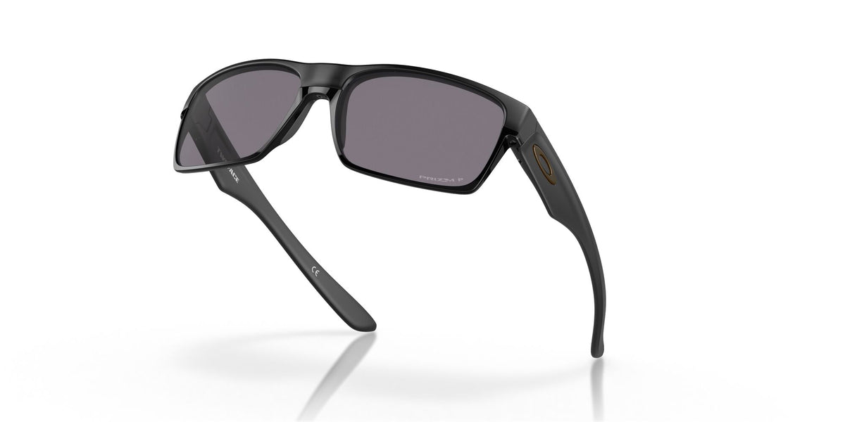 OO 9256 Oakley Twoface (A) Matte Black / Prizm Grey Polarised 60 60 / Plastic / Plastic