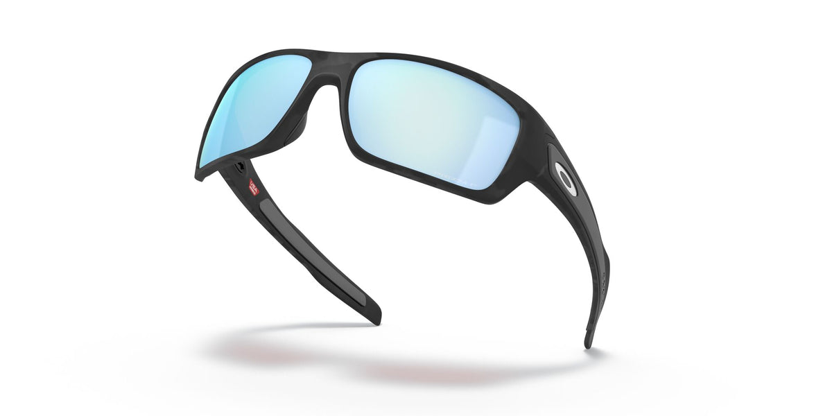 Oakley Turbine 0OO9263 926364 63 Matte Black Camo / Prizm Deep Water Polarized 63 / Plastic / Plastic