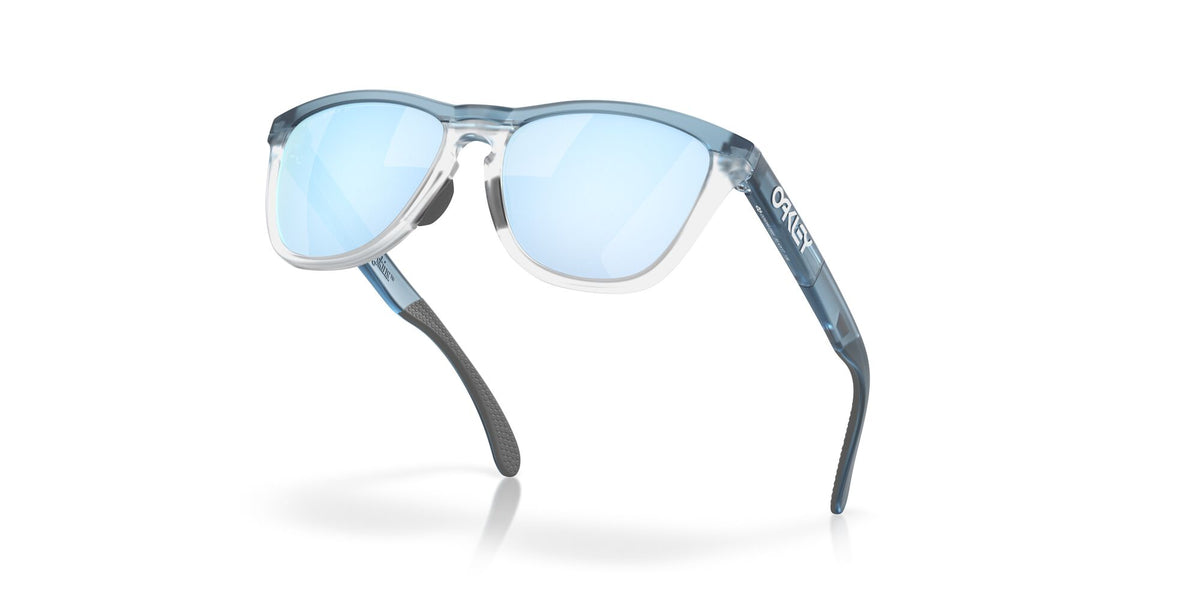 Oakley Frogskins Range 0OO9284 928409 55 Transparent Stonewash / Prizm Deep Water Polarized 55 / Polycarbonate / O_matter / Injected