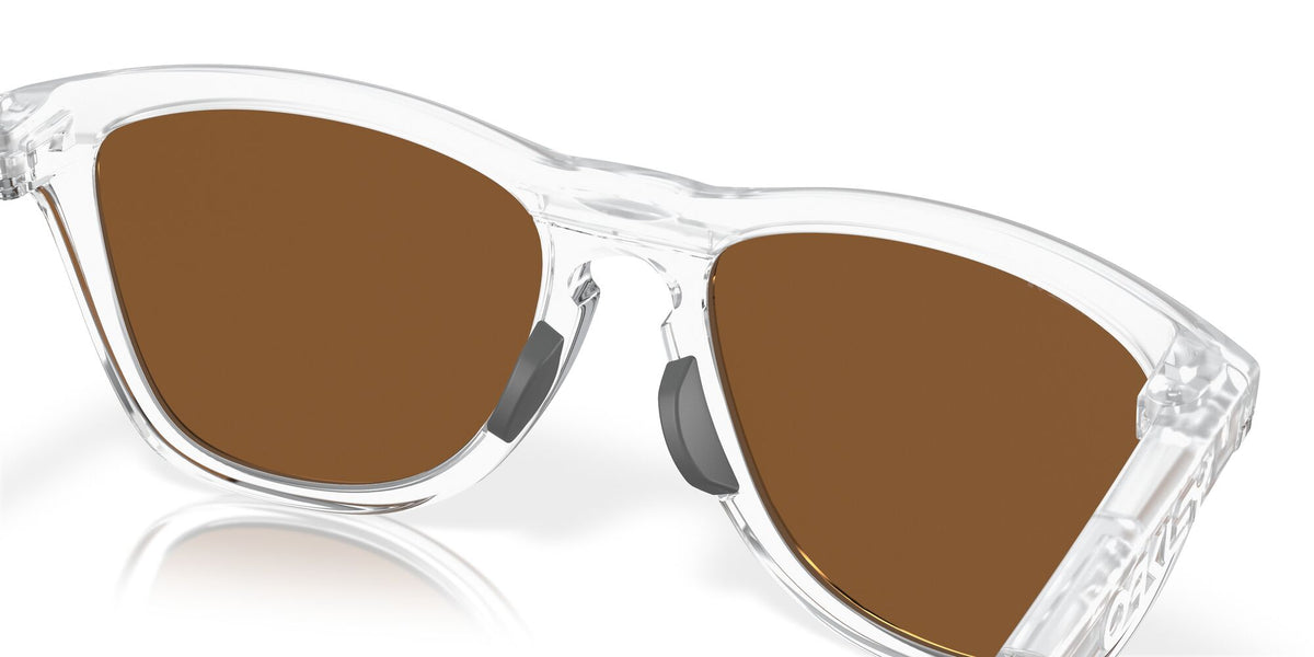 Oakley Frogskins Range 0OO9284 928412 55 Matte Clear / Prizm Violet