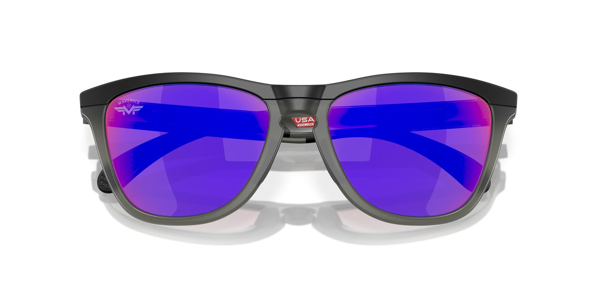 Oakley Frogskins Range 0OO9284 928413 55 Matte Black/Matte Grey Smoke / Prizm Road