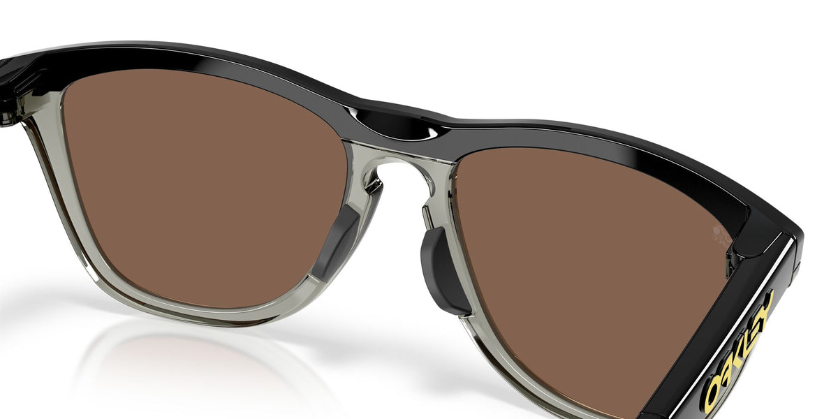 Oakley Frogskins Range OO9284 928418 55 Matte Black / Prizm 24K Polarized