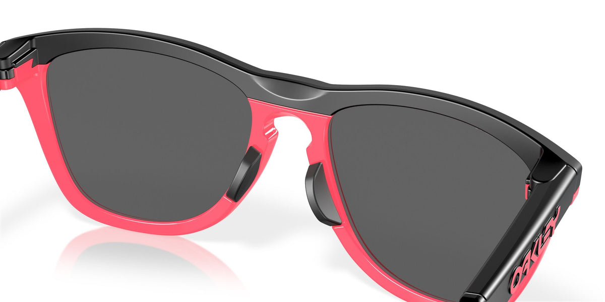 Oakley Frogskins Hybrid 0OO9289 928904 55 Matte Black/Neon Pink / Prizm Black