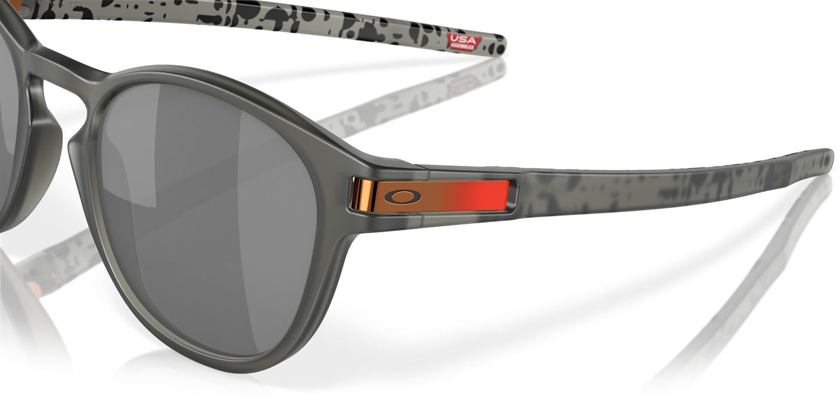 Oakley Latch (A) 0OO9349 934950 53 Matte Grey Smoke / Prizm Black 53 / Polycarbonate / O_matter / Injected