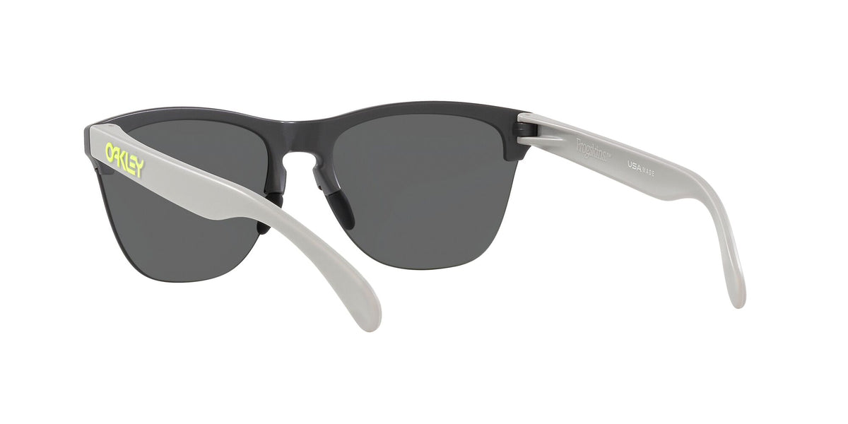 Oakley Frogskins Lite 0OO9374 937451 63 Matte Dark Grey / Prizm Black 63 / Polycarbonate / O_matter / Molded