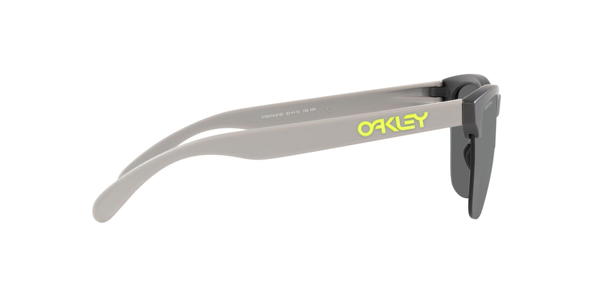 Oakley Frogskins Lite 0OO9374 937451 63 Matte Dark Grey / Prizm Black 63 / Polycarbonate / O_matter / Molded