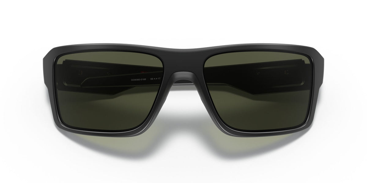 Oakley Double Edge 0OO9380 938001 66 Matte Black / Dark Grey 66 / Plastic / Plastic