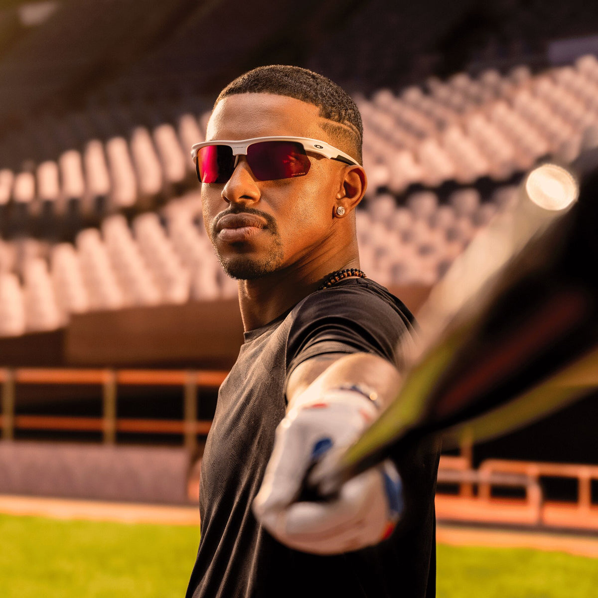Oakley Bisphaera 0OO9400 940010 68 Matte White / Prizm Field
