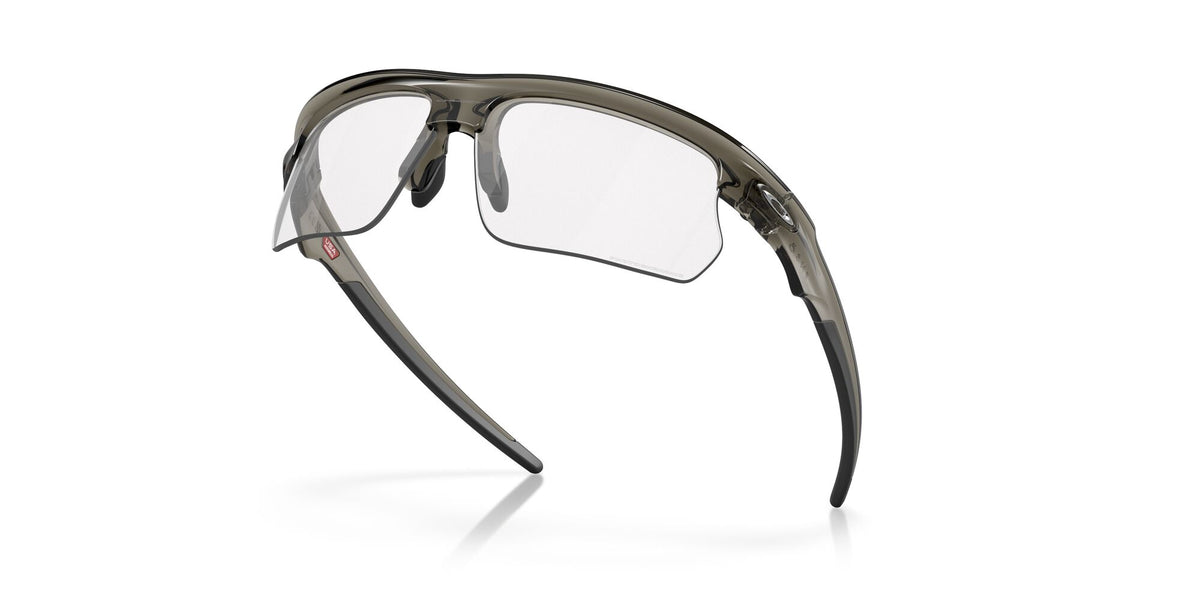 Oakley Bisphaera 0OO9400 940011 68 Grey Smoke / Clear to Black Iridium Photochromic