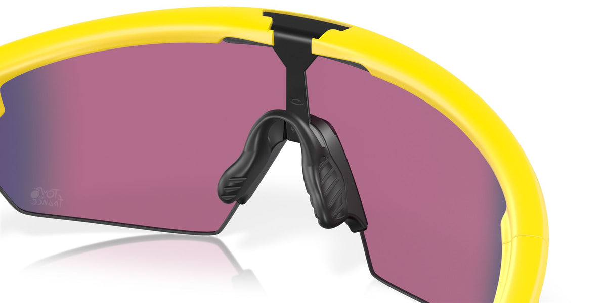 Oakley Sphaera 0OO9403 940312 36 Matte Yellow / Prizm Road