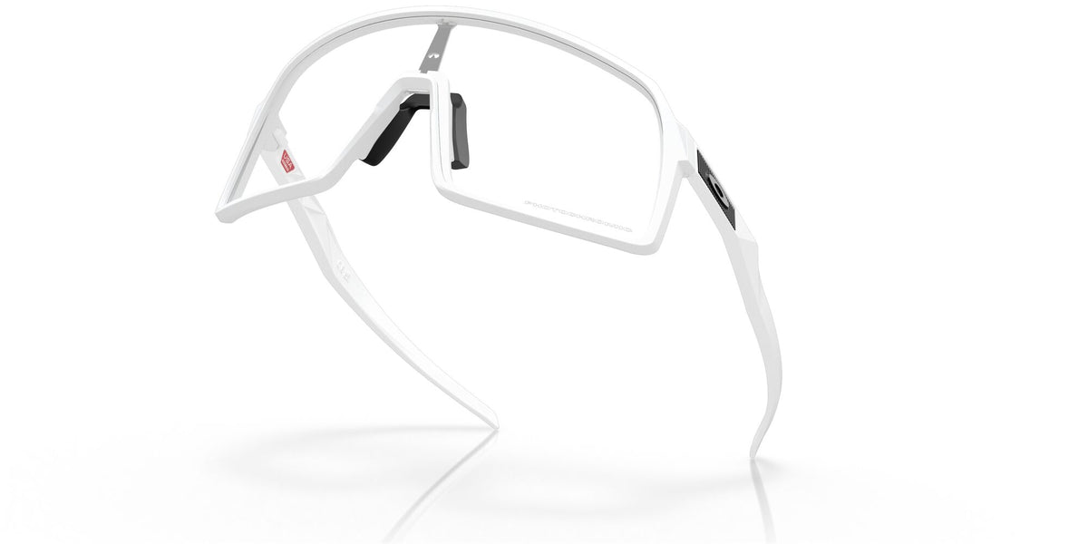 Oakley Sutro 0OO9406 940699 37 Matte White / Clear to Black Iridium Photochromic 37 / Polycarbonate / O_matter / Injected
