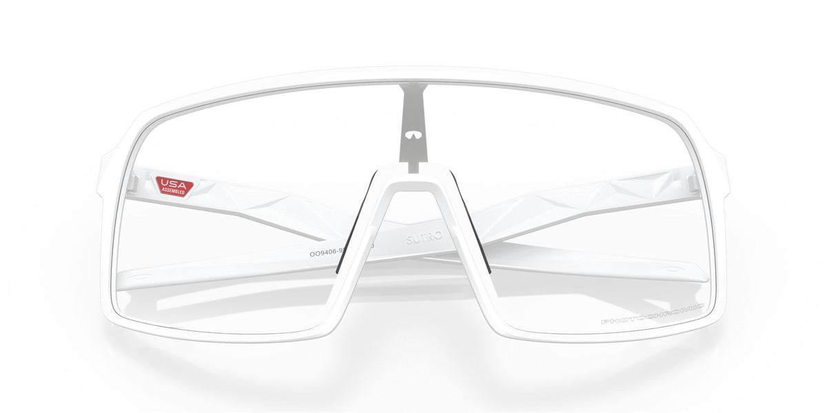 Oakley Sutro 0OO9406 940699 37 Matte White / Clear to Black Iridium Photochromic 37 / Polycarbonate / O_matter / Injected
