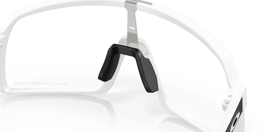 Oakley Sutro (A) 0OO9406A 940634 37 Matte White / Clear to Black Iridium Photochromic 37 / Plastic / Plastic