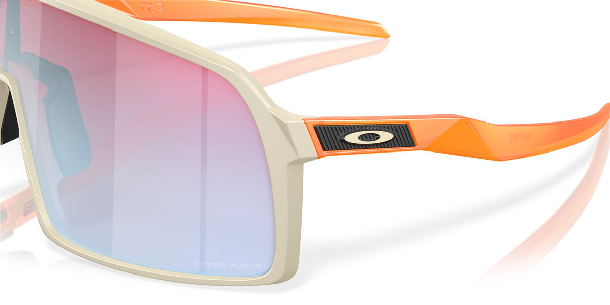 Oakley Sutro (A) 0OO9406A 940640 37 Matte Sand / Prizm Snow Sapphire 37 / Polycarbonate / O_matter / Injected