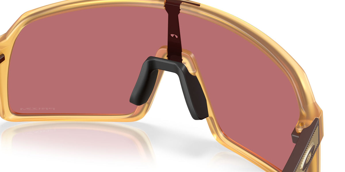 Oakley Sutro (A) 0OO9406A 940649 37 Matte Transparent Light Curry/ Prizm Dark Golf