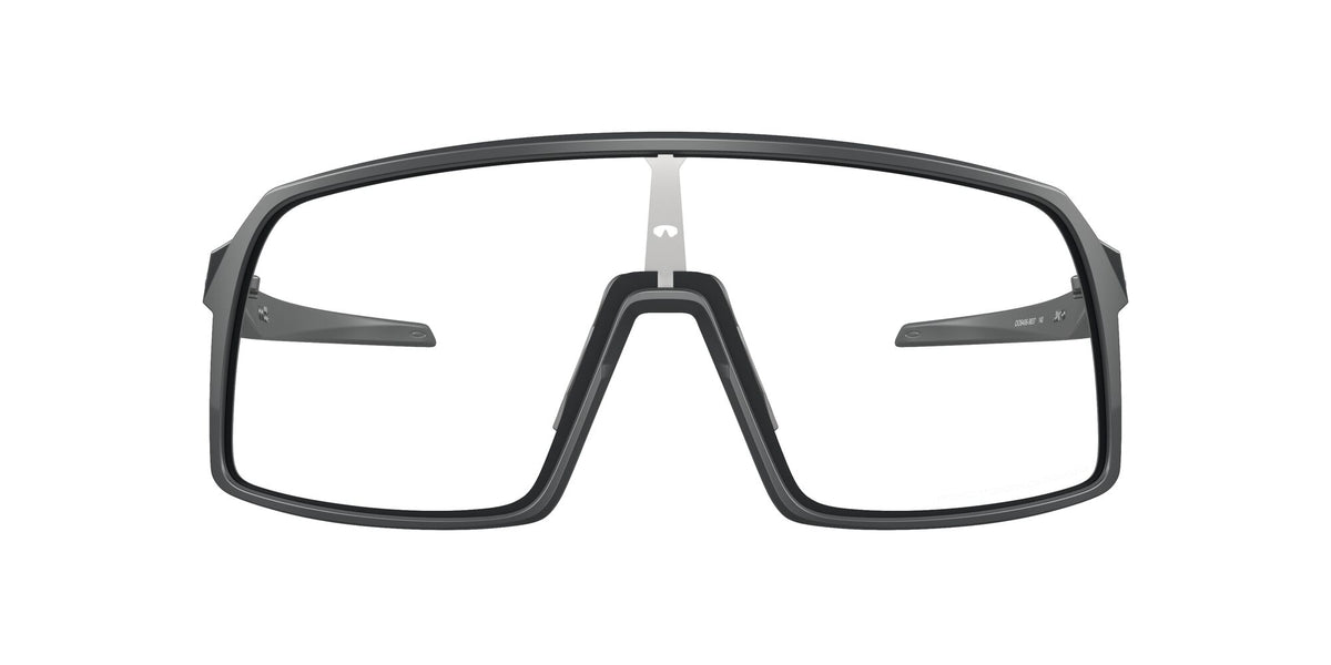 Oakley Sutro 0OO9406 940698 37 Matte Carbon / Clear to Black Iridium Photochromic 37 / Polycarbonate / O_matter / Injected