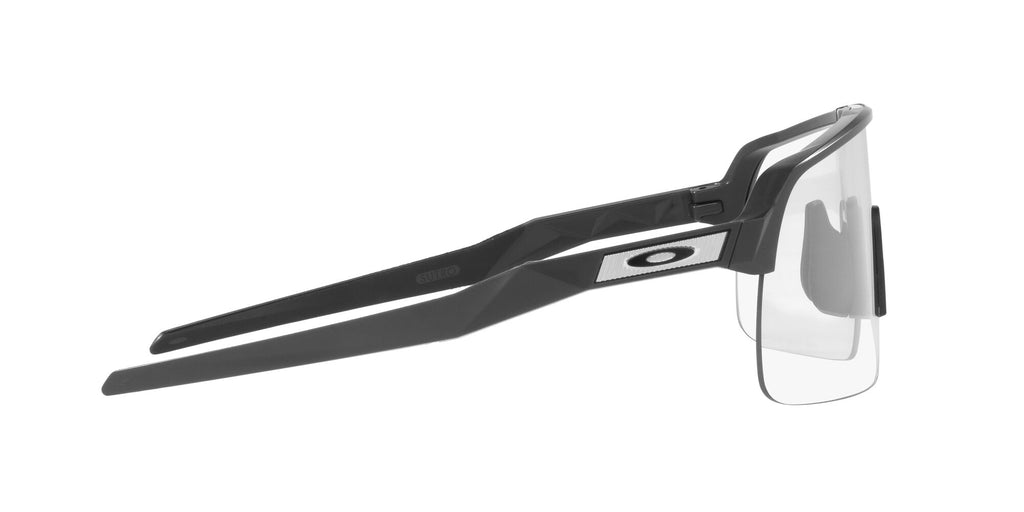 Oakley Sutro Lite 0OO9463 946345 39 Matte Carbon / Clear to Black Iridium Photochromic 39 / Polycarbonate / O_matter / Injected