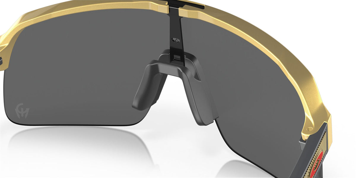 Oakley Sutro Lite 0OO9463 946347 39 Olympic Gold / Prizm Black 39 / Polycarbonate / O_matter / Injected