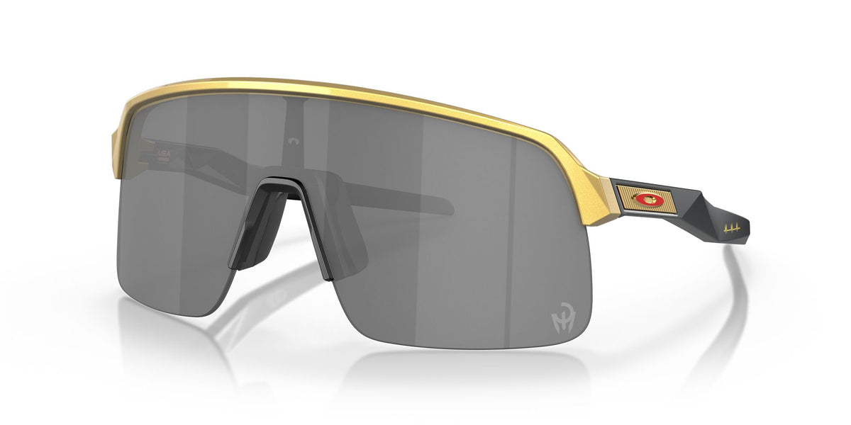 Oakley Sutro Lite 0OO9463 946347 39 Olympic Gold / Prizm Black 39 / Polycarbonate / O_matter / Injected