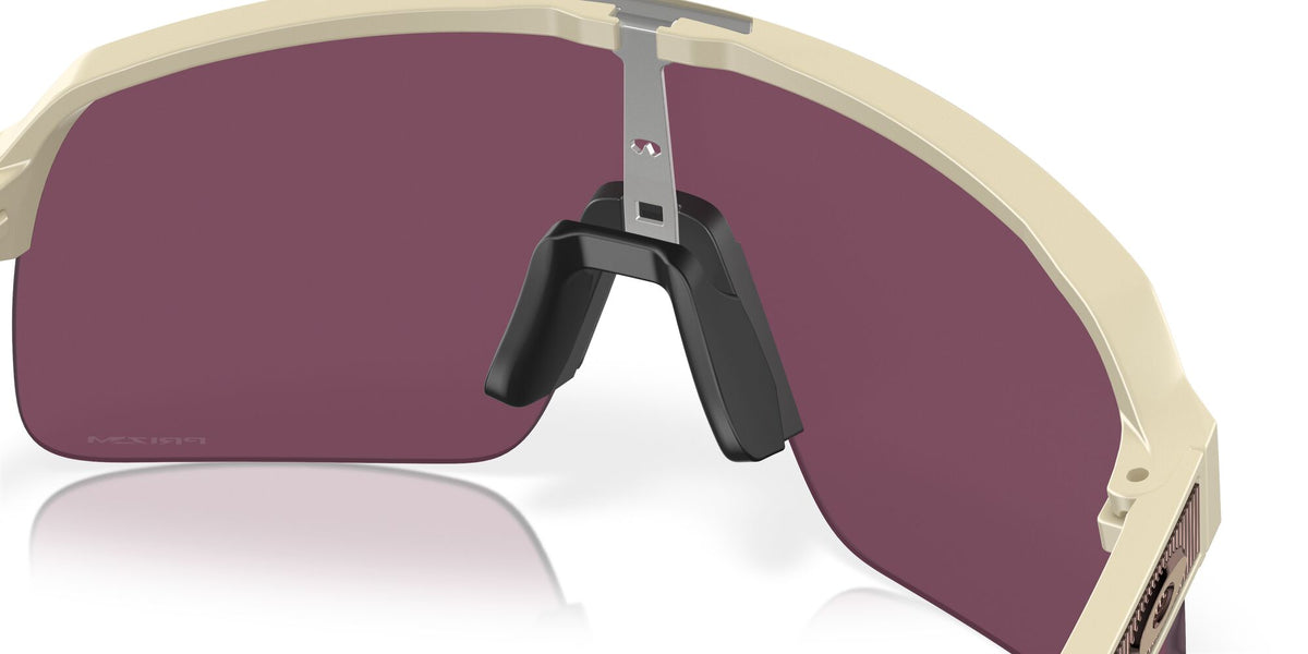 Oakley Sutro Lite 0OO9463 946352 39 Matte Sand / Prizm Road Black 39 / Polycarbonate / O_matter / Injected
