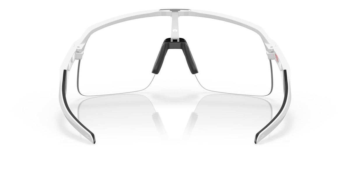 Oakley Sutro Lite 0OO9463 946346 39 Matte White / Clear to Black Iridium Photochromic 39 / Polycarbonate / O_matter / Injected