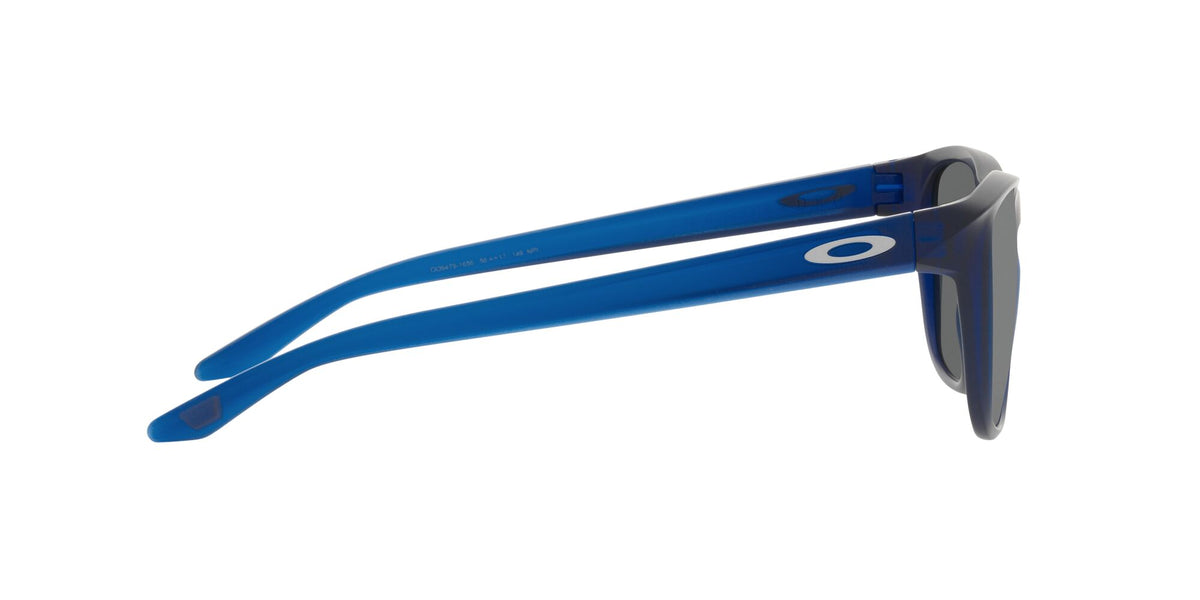 Oakley Manorburn 0OO9479 947916 56 Matte Translucent Blue / Prizm Black 56 / Polycarbonate / O_matter / Molded