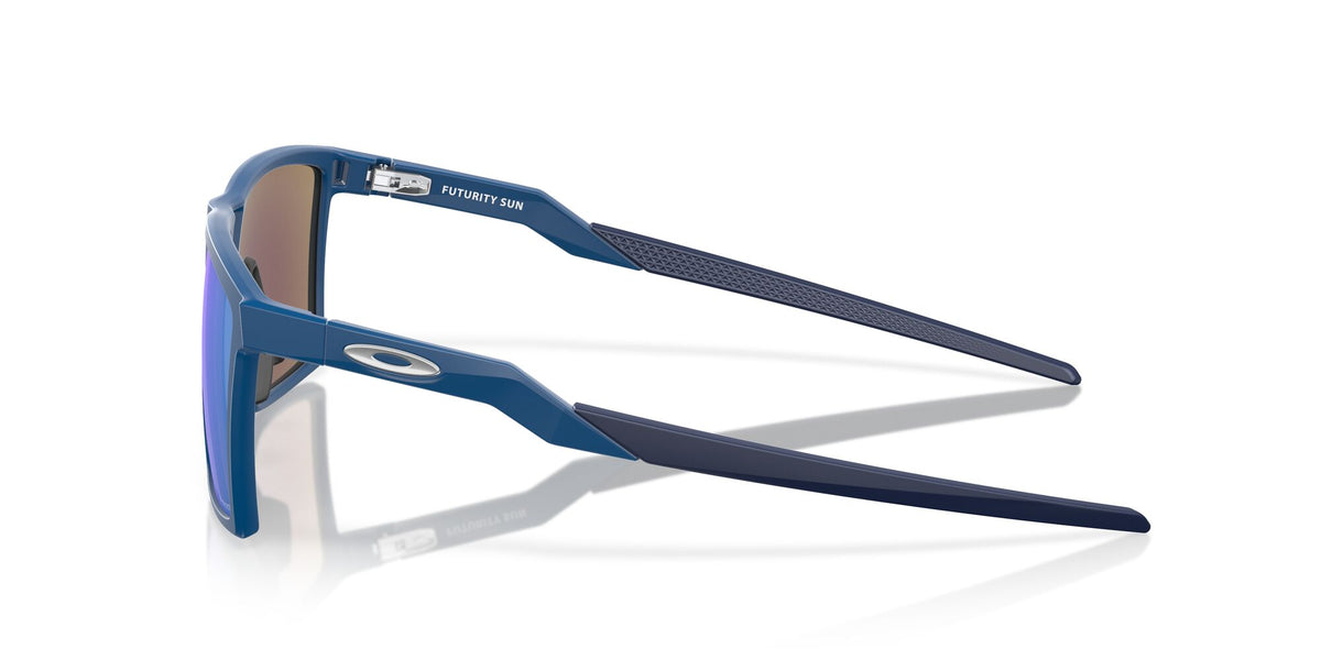 Oakley Futurity Sun 0OO9482 948203 57 Satin Navy / Prizm Sapphire