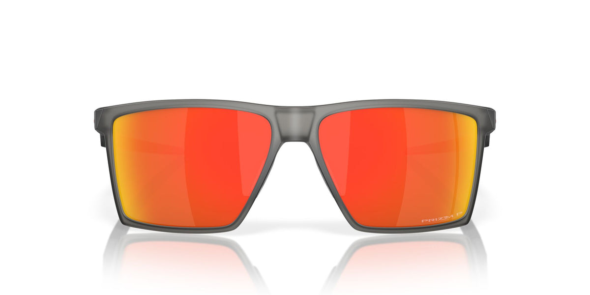 Oakley Futurity Sun 0OO9482 948204 57 Satin Grey Smoke / Prizm Ruby Polarized