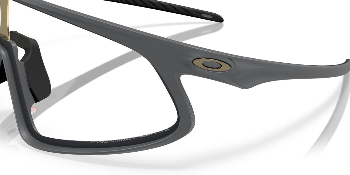 Oakley Rslv 0OO9484D 948406 49 Matte Carbon/ Clear to Black Iridium Photochromic
