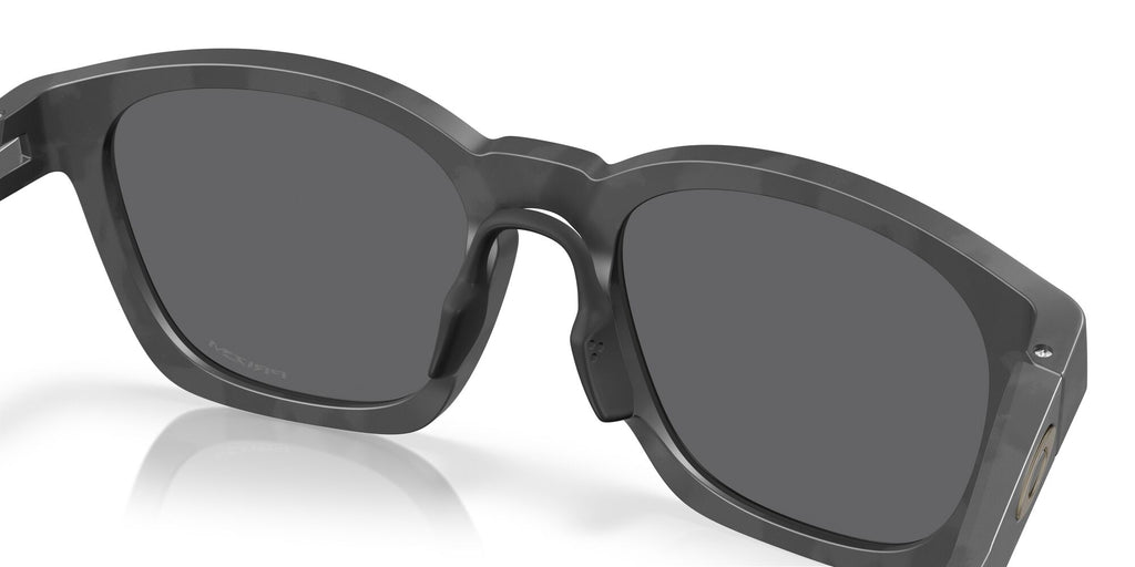 Oakley Shackle OO9507D 950705 52 Matte Black Camo / Prizm Black