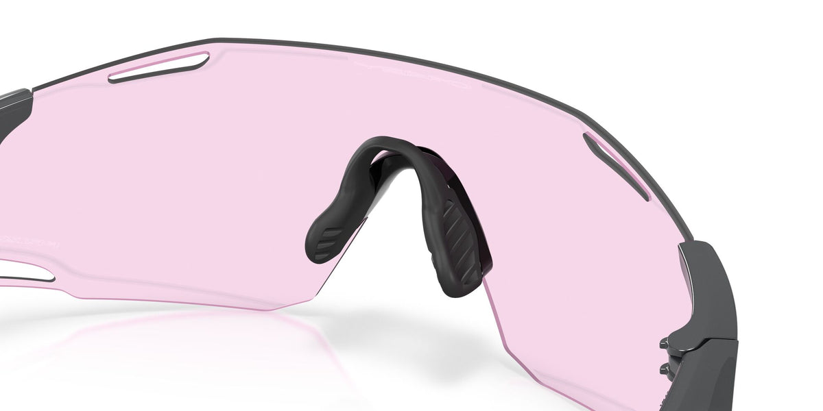 Oakley Cybr Dyno OO9513D 951304 39 Polished Carbon / Prizm Low Light