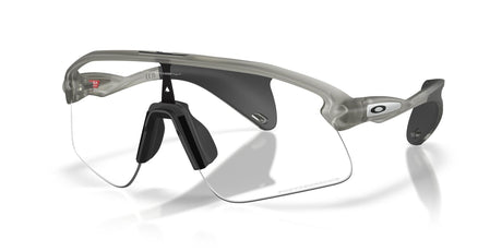 Oakley Stunt Devil 0OO9517 951708 39 Grey/ Clear to Black Iridium Photochromic