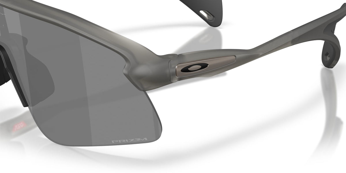Oakley Stunt Devil S 0OO9518 951801 36 Grey/ Prizm Black