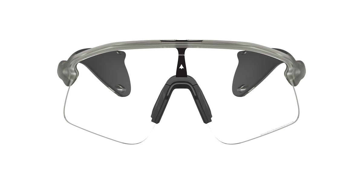 Oakley Stunt Devil S 0OO9518 951808 36 Grey/ Clear to Black Iridium Photochromic