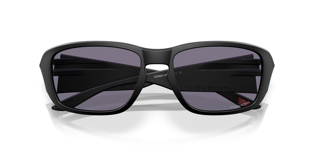 Oakley Tourniquet 0OO9521 952101 57 Black/ Prizm Grey