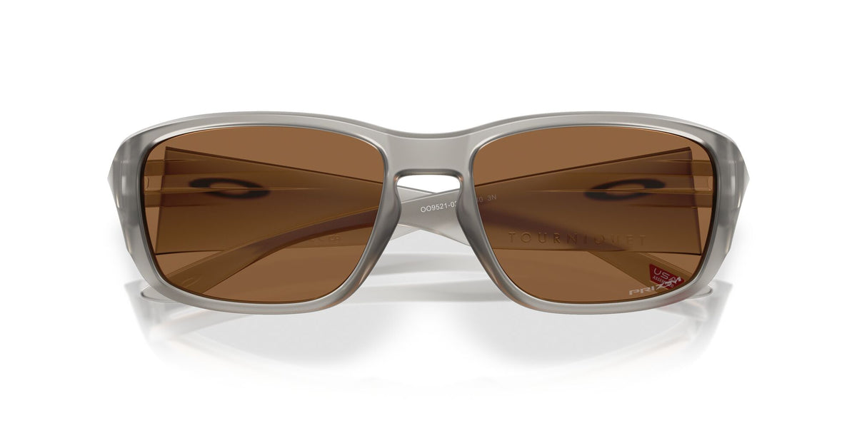 Oakley Tourniquet 0OO9521 952102 57 Grey/ Prizm Bronze