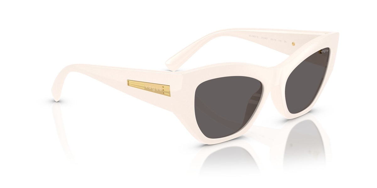Vogue  0VO5607S 312487 53 Full Ivory/ Black Smoke