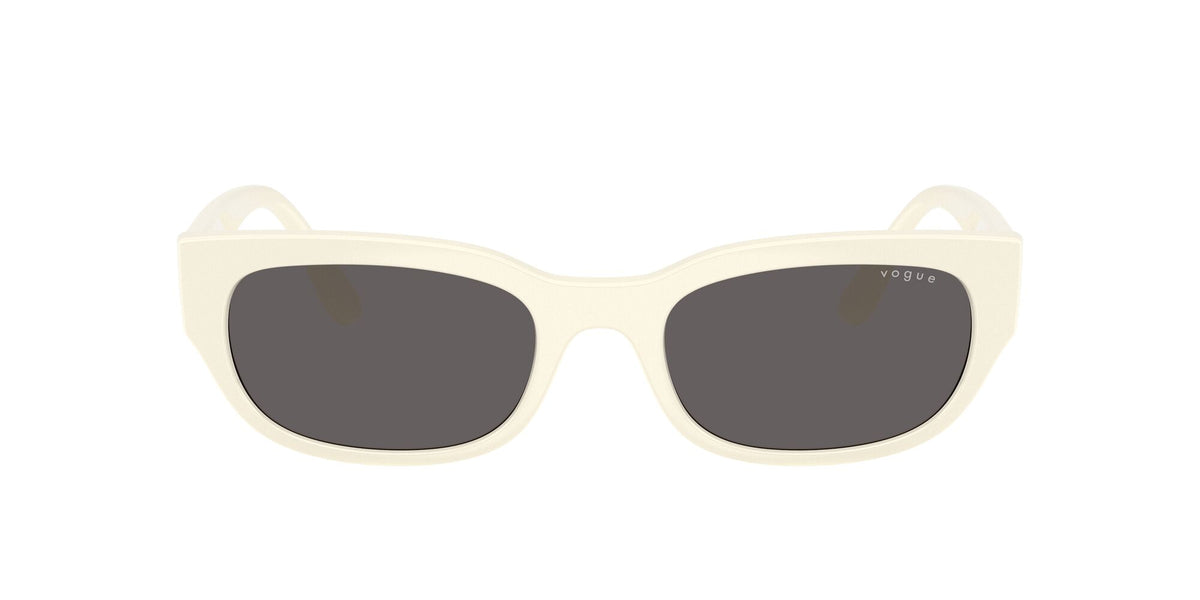 Vogue  0VO5669S 316787 54 White/ Black Smoke