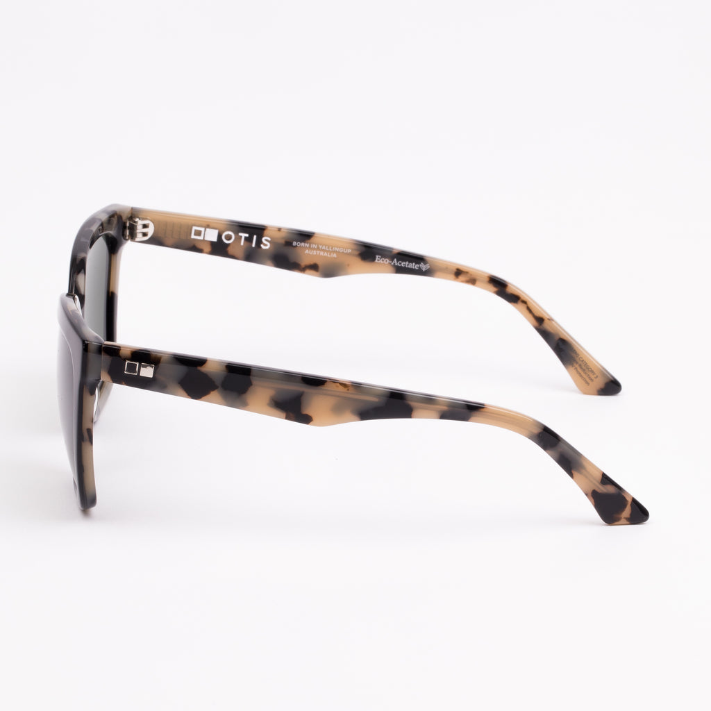 Otis Pursuit : Eco Havana Liquorice/Grey 194-2303
