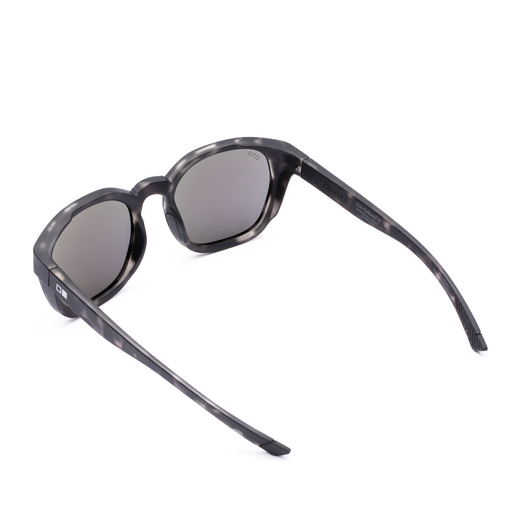 Otis Offset Sport : Matte Slate Tort/L.I.T Polar Grey 200-2402LL