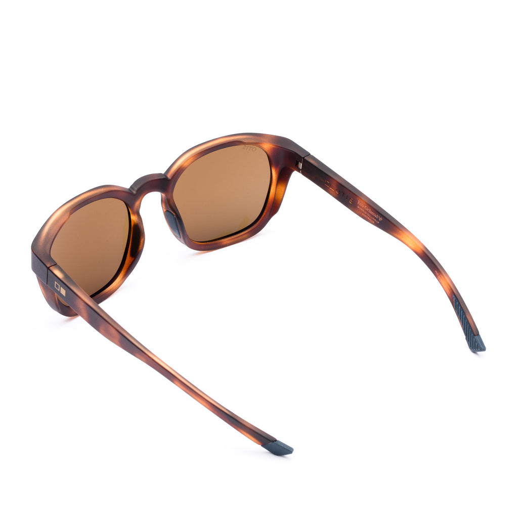 Otis Offset Sport : Matte Amberwood Tort/ Brown Polar200-2403P