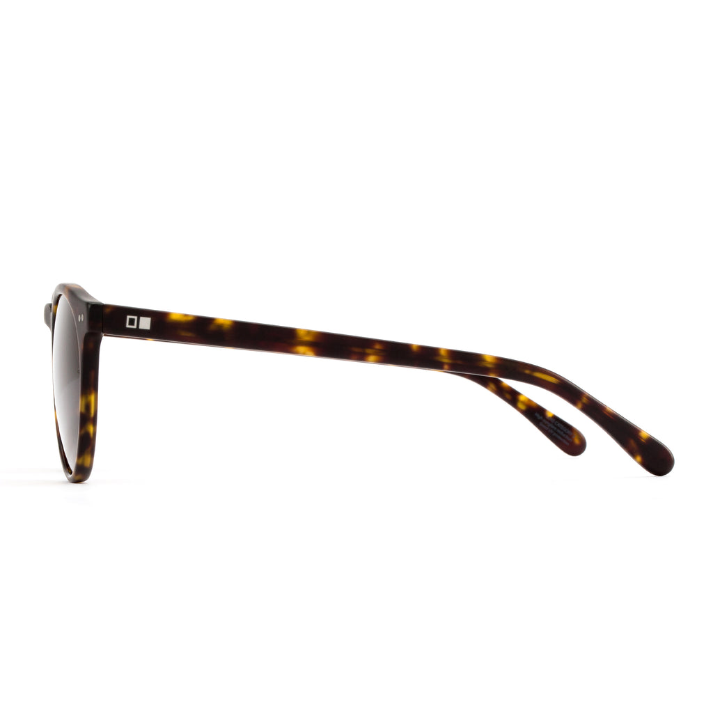 Otis Omar : Eco Matte Dark Tort/Brown 26-2302