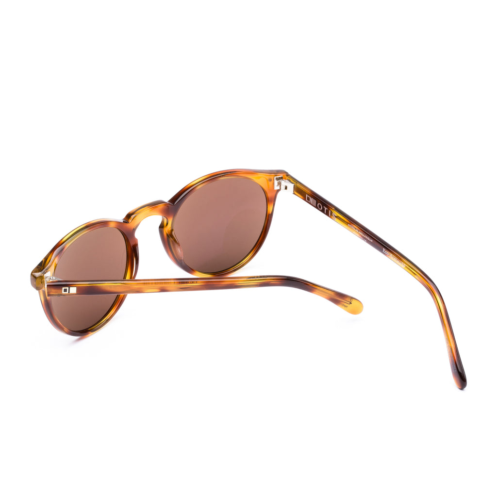 Otis Omar : Eco Havana Zinnia/L.I.T Polar Brown 26-2310Ll