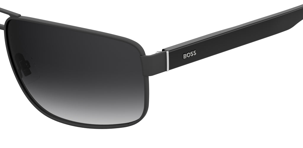 BOSS 1035/S Matte Black
Brown Shaded