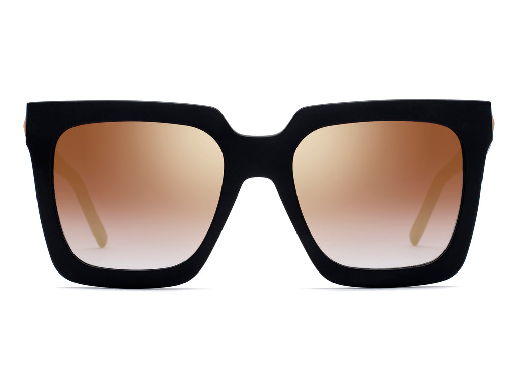 BOSS 1152/S Matte Black
Azure Photochromic