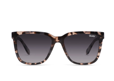 Quay WIRED OVERSIZED QU-000818-MLKTORT/SMKPOL