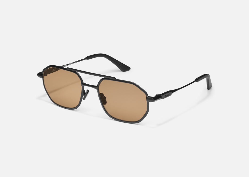 Quay En Route NO-NS-2298 Matte Black/Tan